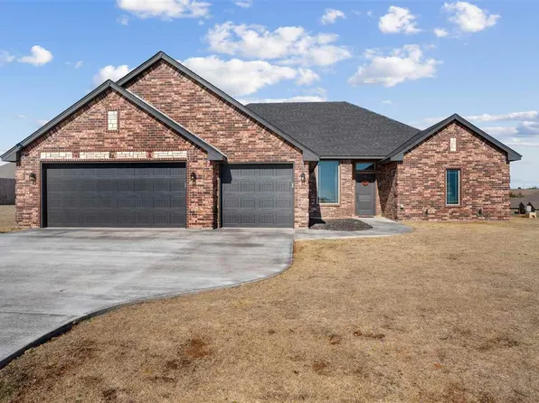 9812 Bentley Dr, Elgin, OK 73538