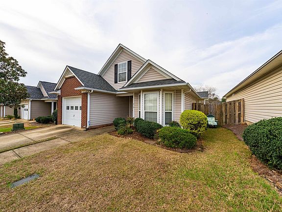 2nd image of 416 Ivy Green Ln