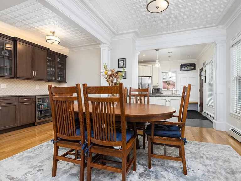 176 Beacon St #2 — Photo 9