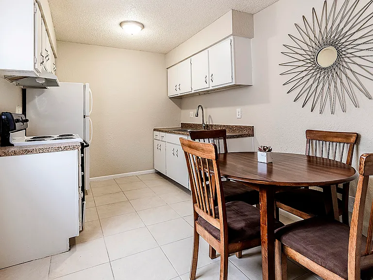 Crossroads Village Apartments — Photo 24