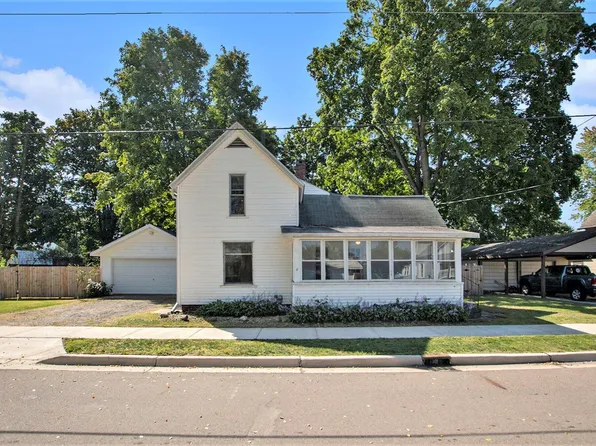518 E Linden St, Hartford, MI 49057