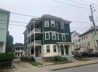 52 W Hunt St, Central Falls, RI 02863