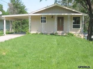 407 S Grove St, Glenwood, IA 51534