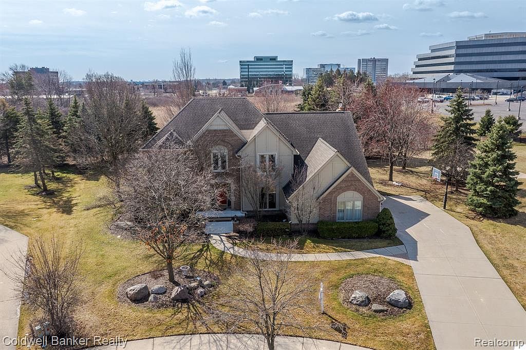 1543 Hamlet Dr, Troy, MI 48084 Zillow