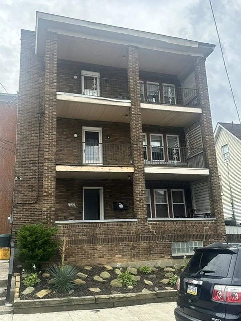 622 14th Avenue, Unit 2 Munhall PA — Photo 3