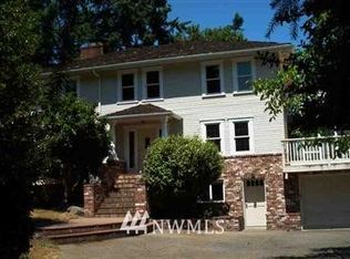 19603 Des Moines Memorial Dr S, Seattle, WA 98148