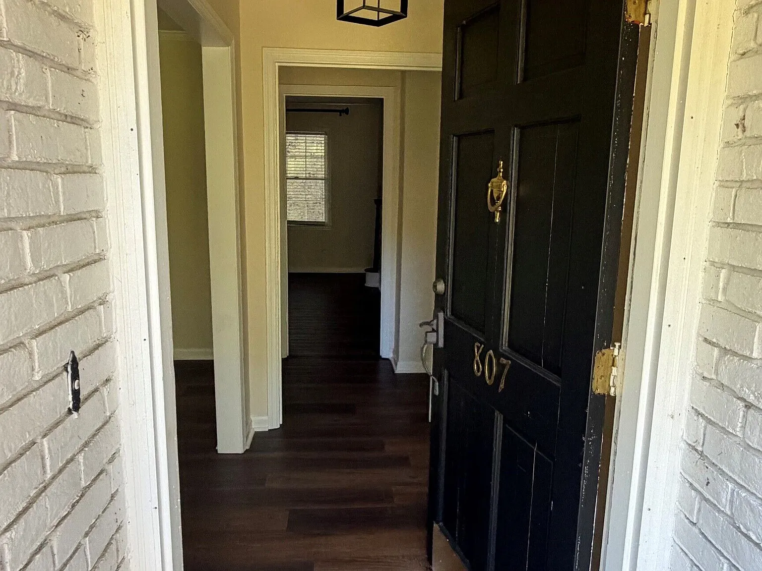 4 bed, 3.0 bath, 2618 sqft, $2,300 — Photo 2