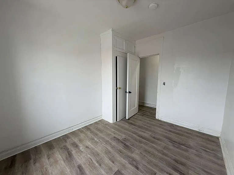 312 E 197th St #4D — Photo 5