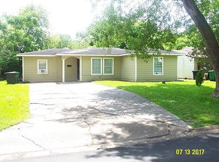 8109 Redfern Dr, Houston, TX 77033
