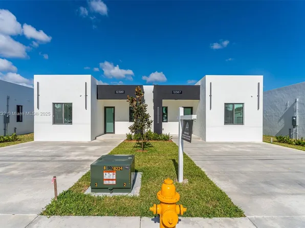 12389 SW 220th St, Miami, FL 33170