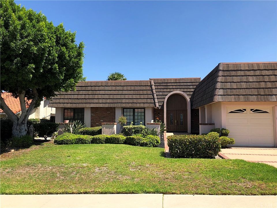 1st image of 4149 Roessler Ct