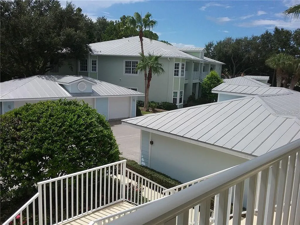 2 bed, 2.0 bath, 1568 sqft, $5,000 — Photo 3