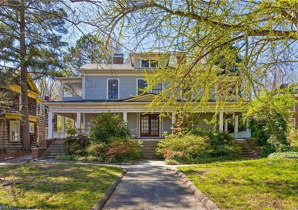 116 S Mendenhall St