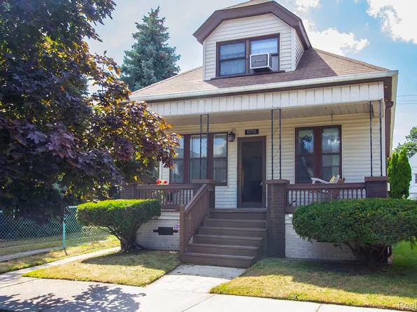 11715 Sobieski St, Hamtramck, MI 48212