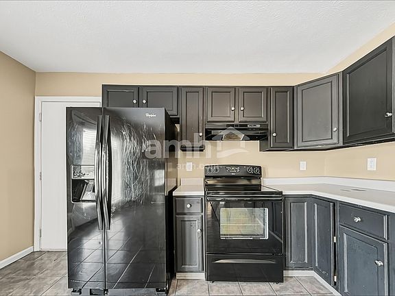 4th image of 6401 Sharps Ridge Ct
