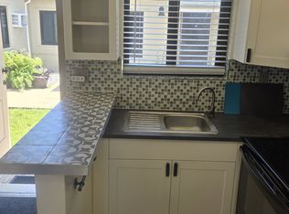 615 NE 7th St #65, Hallandale, FL 33009