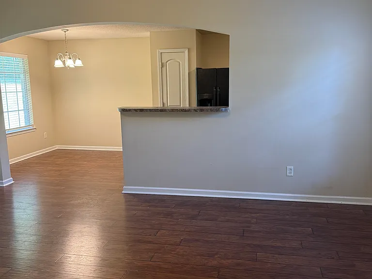 10389 Redmond Dr — Photo 9