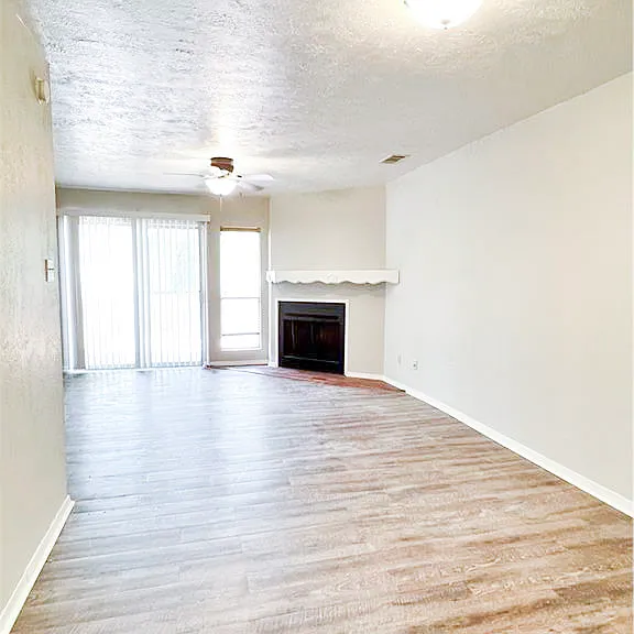 3802 College Main St #6 — Photo 5