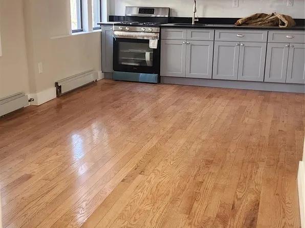 10647 Sutphin Blvd #2F, Jamaica, NY 11435