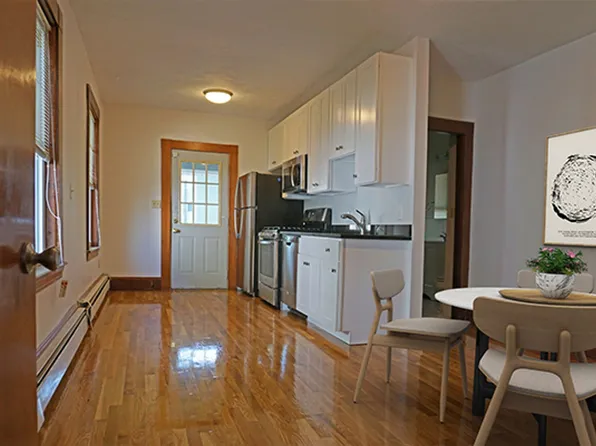 85 Brown St, Waltham, MA