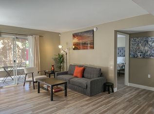 7885 W Flamingo Rd, Las Vegas, NV 89147