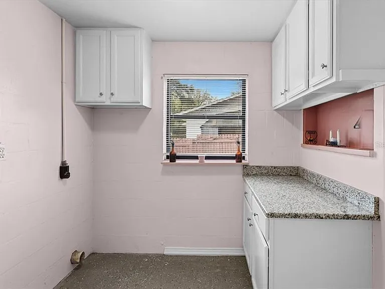 11907 NW 147th Pl — Photo 11