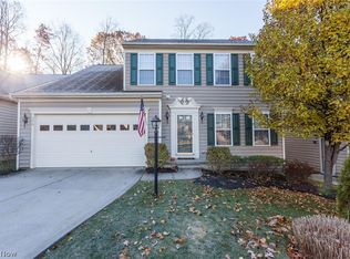 776 Willow Creek Dr, Akron, OH 44333