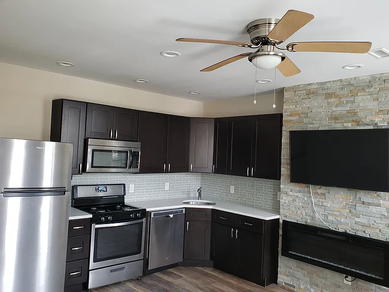 4918 Warrington Ave #3 — Photo 1