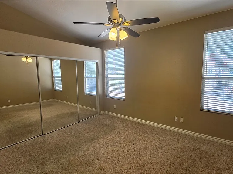 604 Palmwood Ln — Photo 9