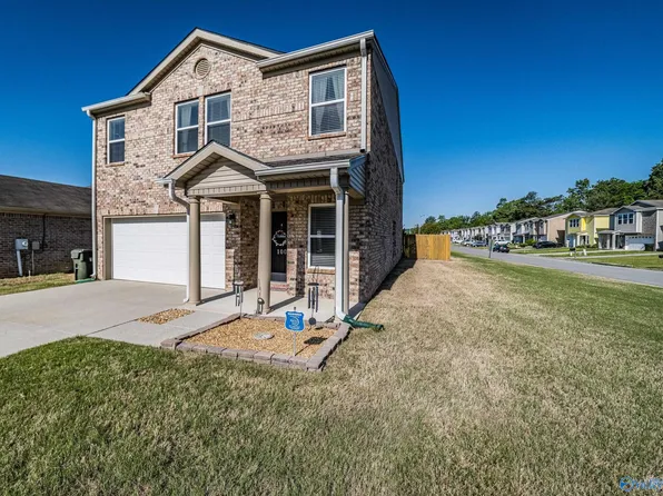 100 Darrow Creek Dr, Owens X Rds, AL 35763