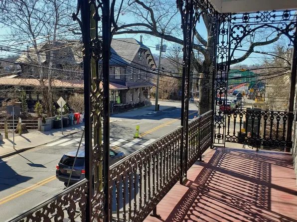 20 Bridge St APT 4, Lambertville, NJ 08530