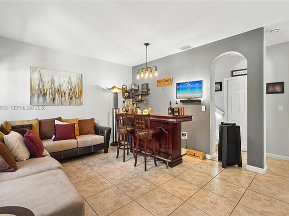 5th image of 11225 SW 238th St