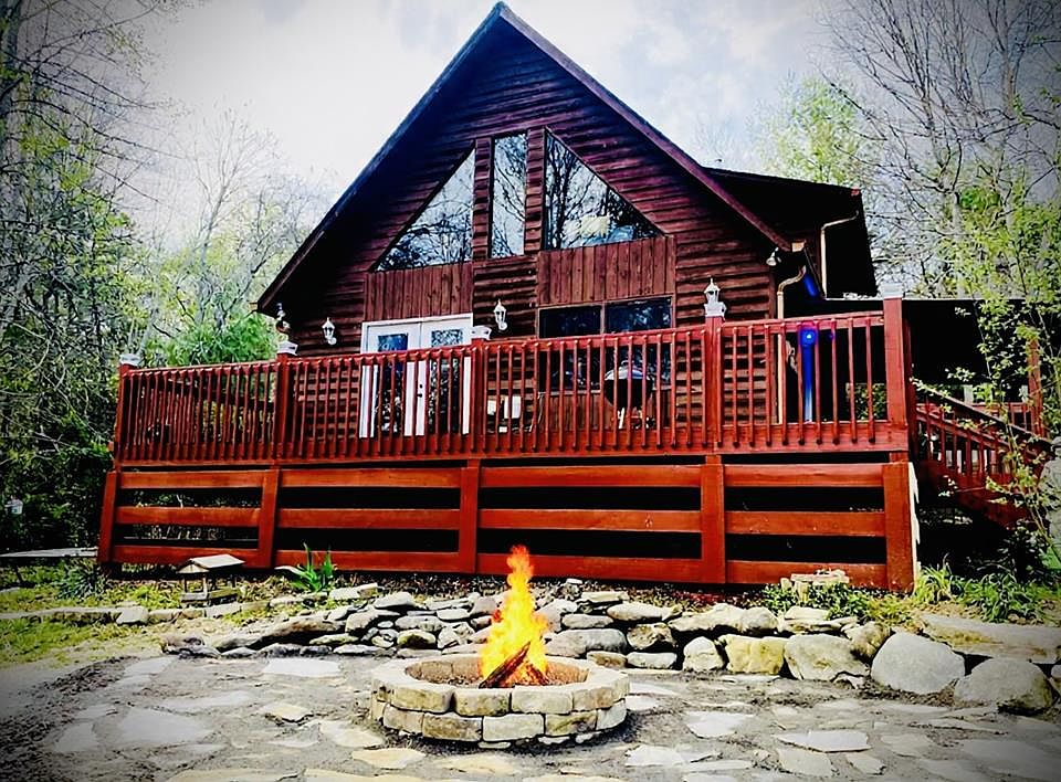 1st image of 302 Rivercane Rd
