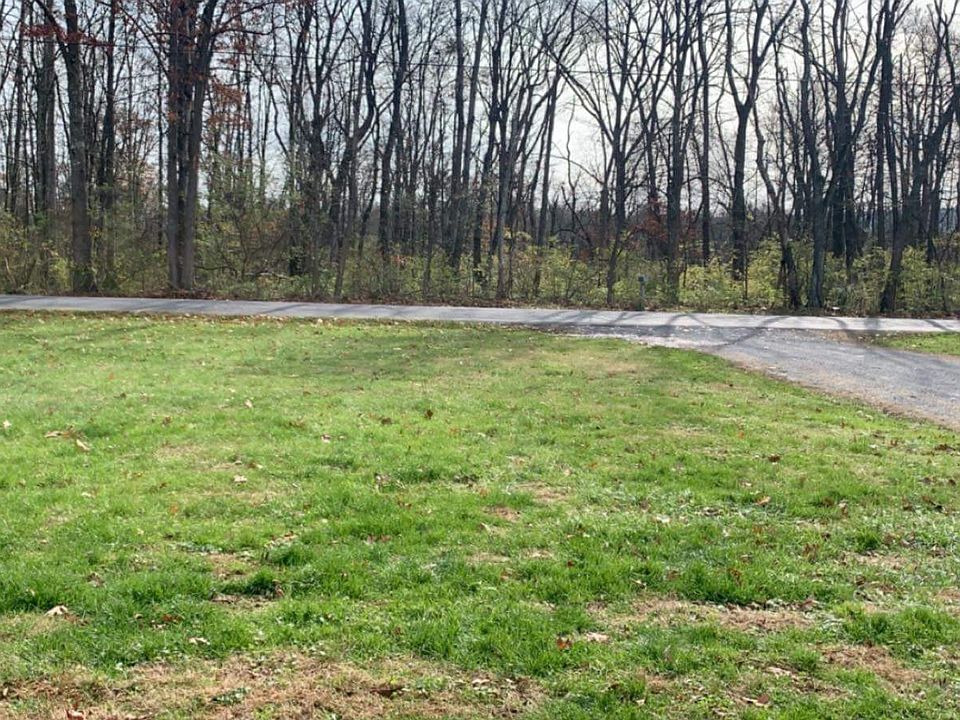 2nd image of 1202 Ridge Rd