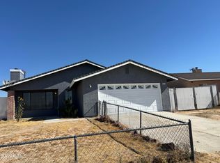 10611 Garibaldi Dr, California City, CA 93505