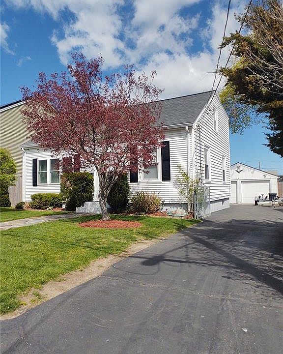 1st image of 21 Urban Ave