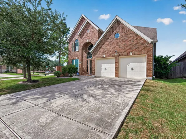 13813 Crystal Harbor Ln, Pearland, TX 77584