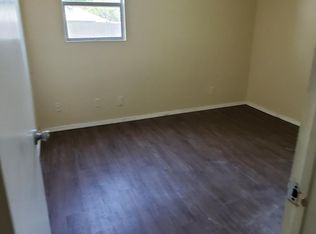 801 S Idaho St, La Porte, TX 77571