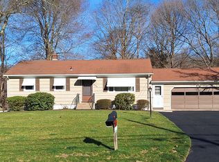 338 Stevenson Rd, Fairfield, CT 06825