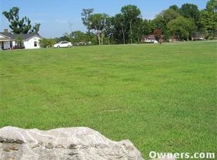 2014 Riverview Dr, Murfreesboro, TN 37129