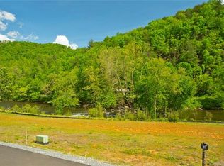 27 Grayling Dr, Cullowhee, NC 28723