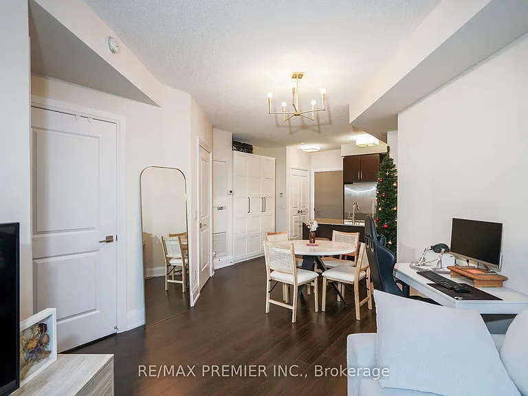 2 Old Mill Dr #303 — Photo 14