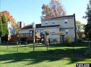 4173 Greywood Dr, York, PA 17402