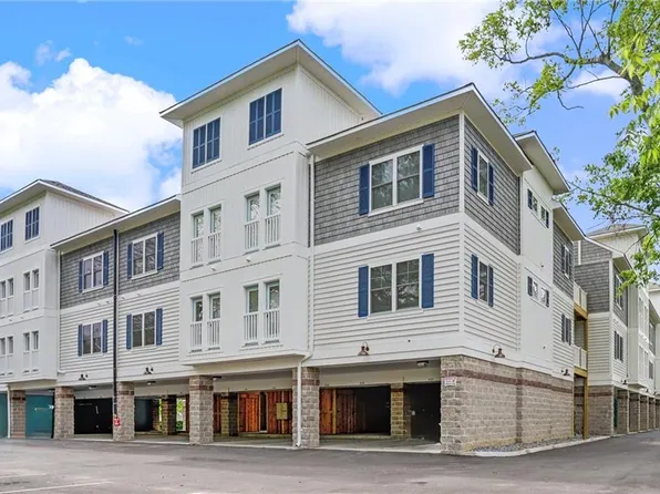 7922 Shore Dr, Norfolk, VA 23518