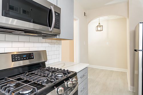 4th image of 7703 Wise Ave #1S