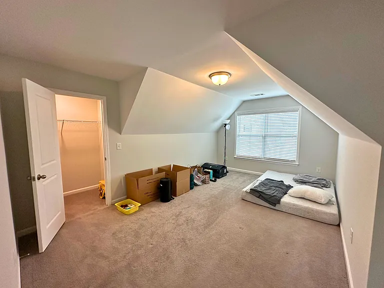 547 Backacre Ct — Photo 17