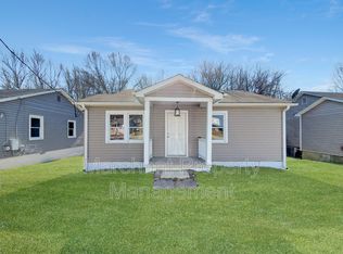 27 Agnew Rd, Greenville, SC 29611