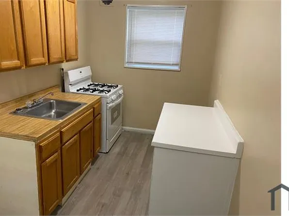 5503 Nannie Helen Burroughs Ave NE APT 204, Washington, DC 20019