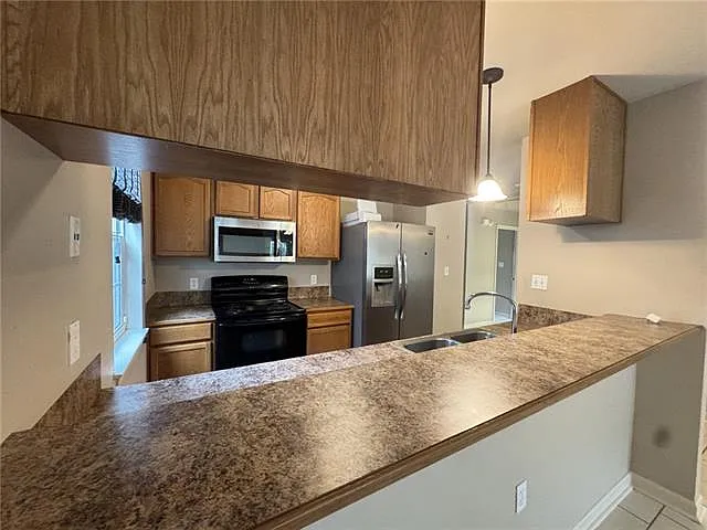 204 S General Pershing St — Photo 3