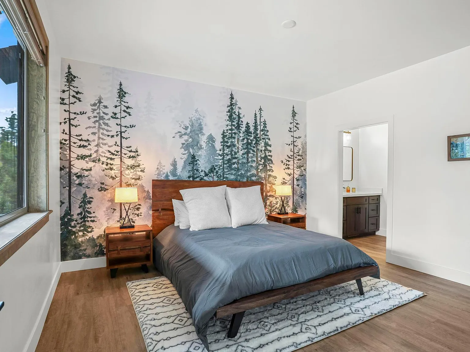 2 bed, 1250 sqft, $2,750 — Photo 3